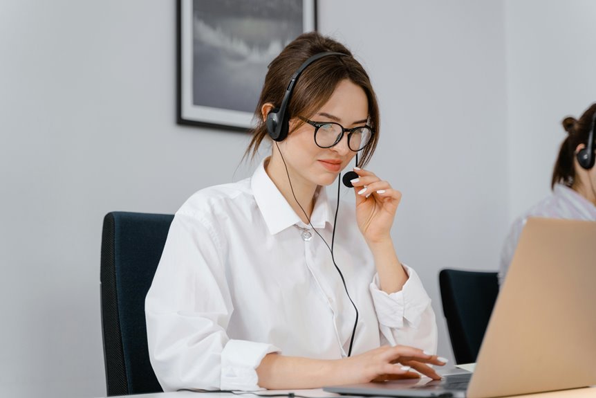 business customer service hotline